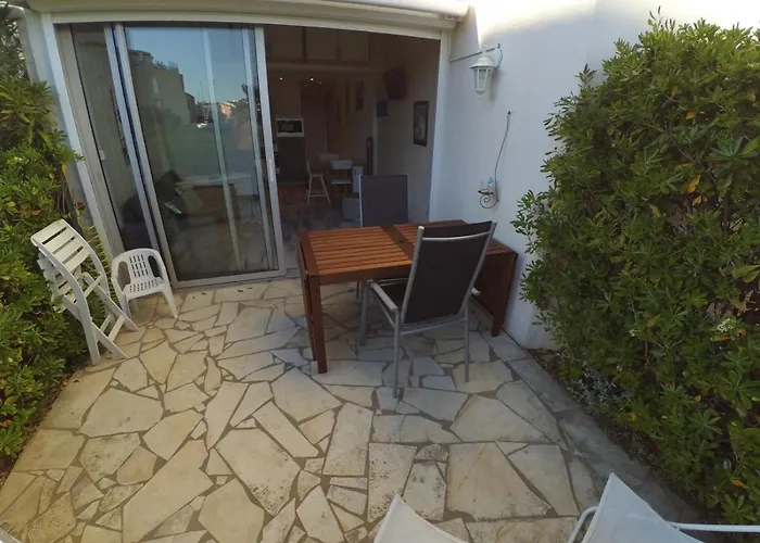 Abbaye Du Cap Très Joli T2 Moderne Proche Port Abbaye Du Cap Cap D'agde Agde