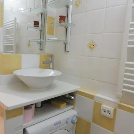 Апартаменты Abbaye Du Cap Joli T2 Moderne Proche Port Abbaye Du Cap Cap D'agde Агд